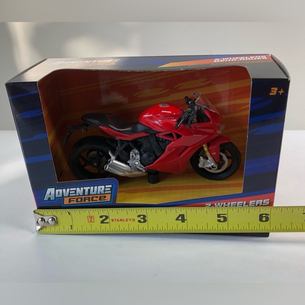 Ducati Motorcycle - Picture 6 of 6